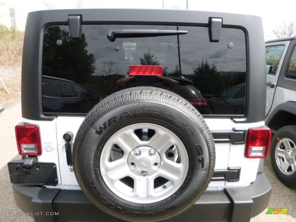 2016 Wrangler Unlimited Sport 4x4 - Bright White / Black photo #6