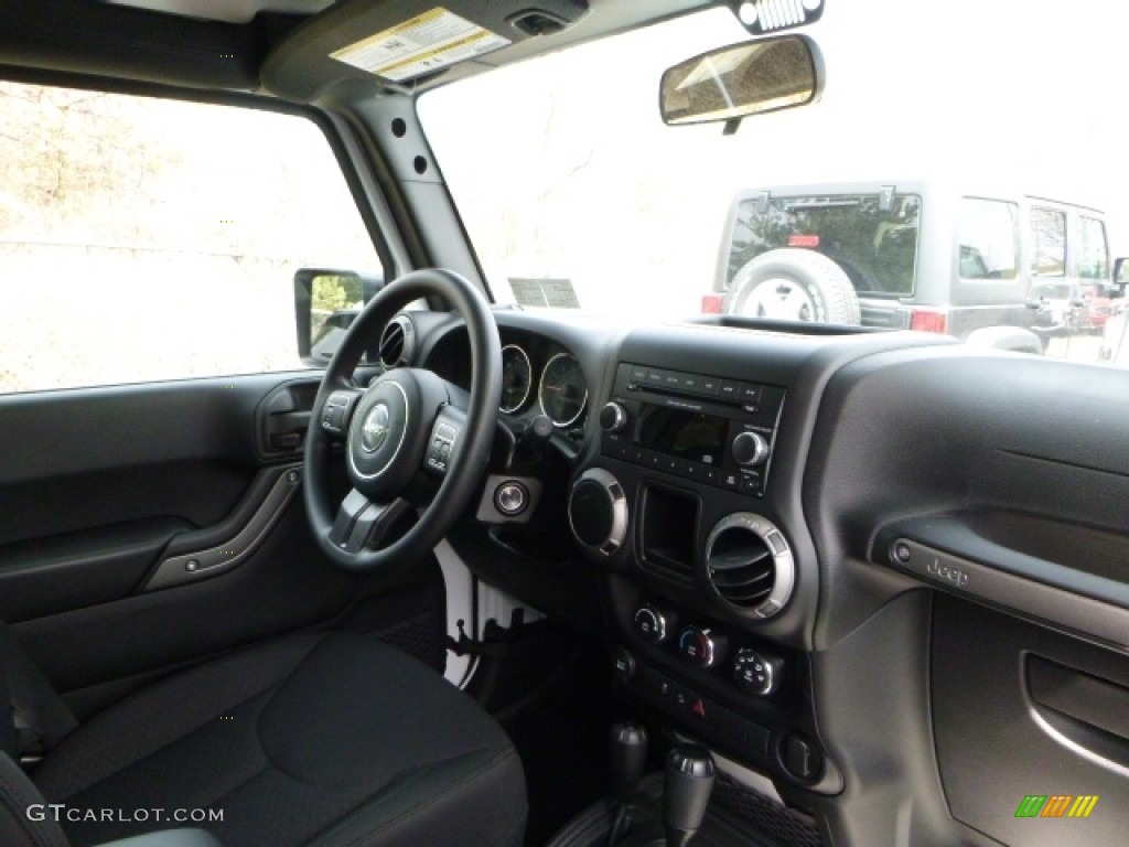 2016 Wrangler Unlimited Sport 4x4 - Bright White / Black photo #10