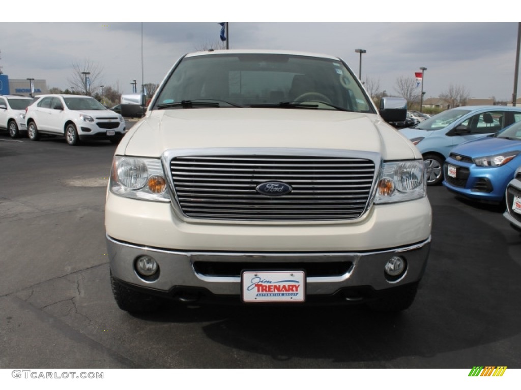 2007 F150 Lariat SuperCrew 4x4 - White Sand Tri-Coat / Tan photo #8