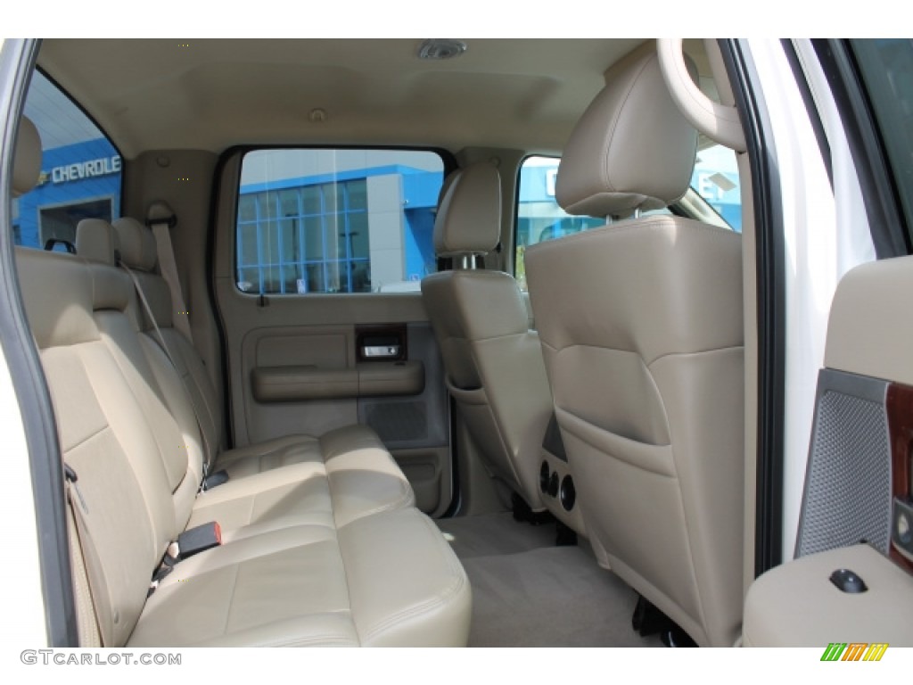 2007 F150 Lariat SuperCrew 4x4 - White Sand Tri-Coat / Tan photo #9