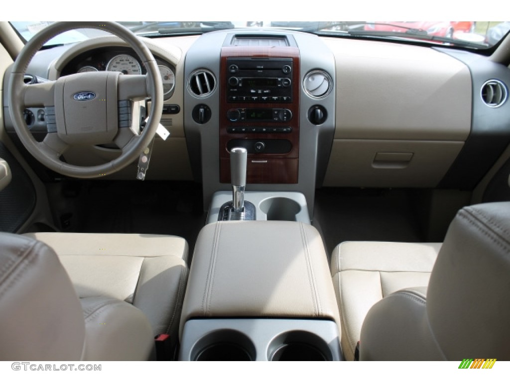 2007 F150 Lariat SuperCrew 4x4 - White Sand Tri-Coat / Tan photo #10
