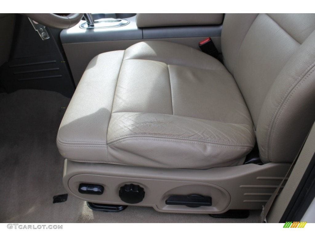 2007 F150 Lariat SuperCrew 4x4 - White Sand Tri-Coat / Tan photo #16