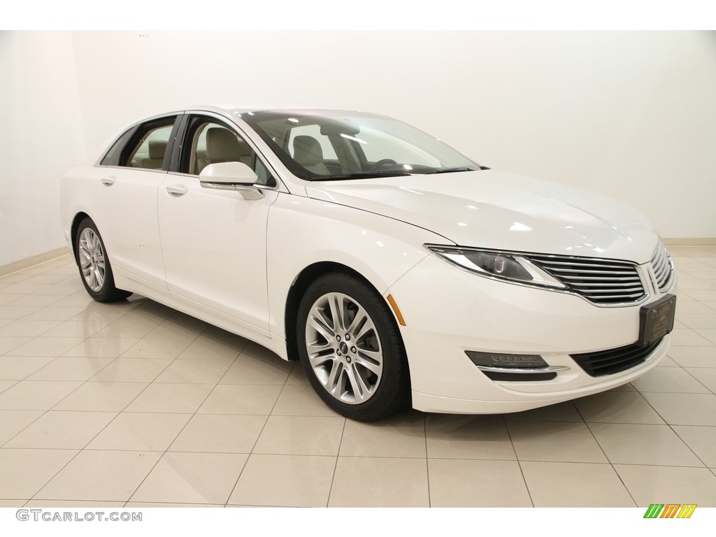 White Platinum Lincoln MKZ