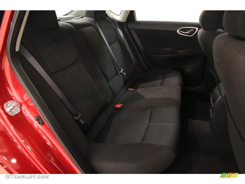 2013 Sentra SR - Red Brick / Charcoal photo #14