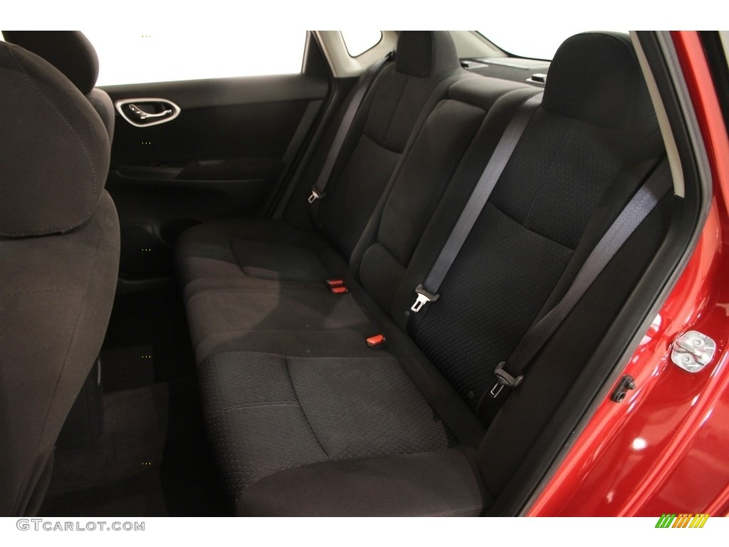 2013 Sentra SR - Red Brick / Charcoal photo #15