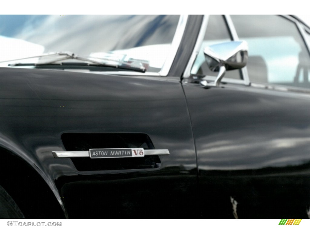 1976 Aston Martin V8 Vantage Coupe Marks and Logos Photo #111810440
