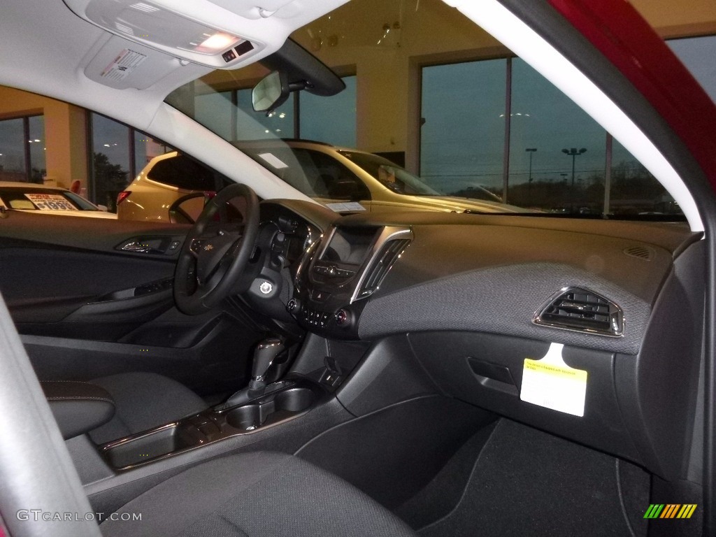 Jet Black Interior 2016 Chevrolet Cruze LT Sedan Photo #111810548