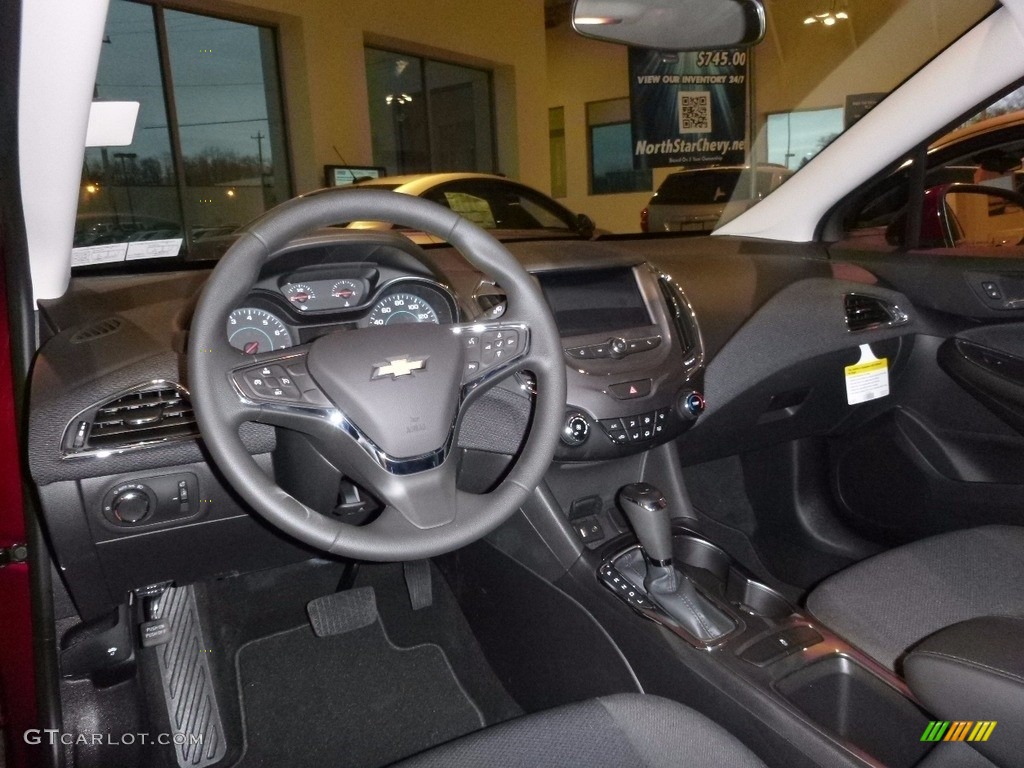 Jet Black Interior 2016 Chevrolet Cruze LT Sedan Photo #111810776