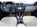 Candy White - Jetta SE Sedan Photo No. 13