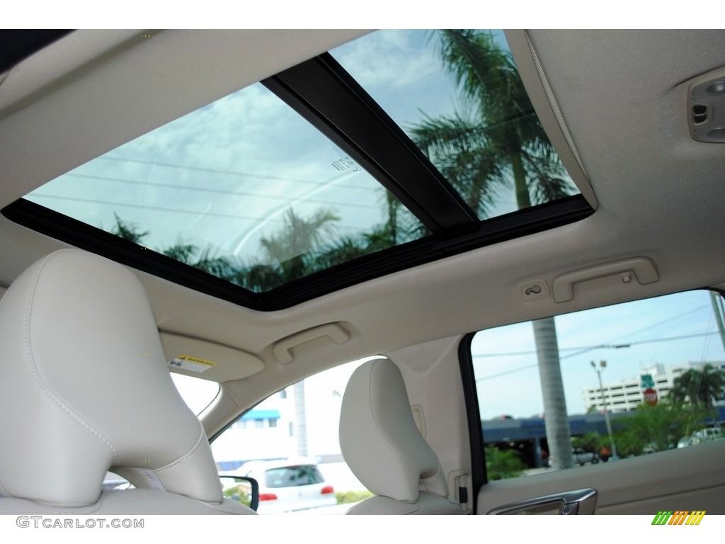 2016 Volvo XC60 T5 Drive-E Sunroof Photo #111811955
