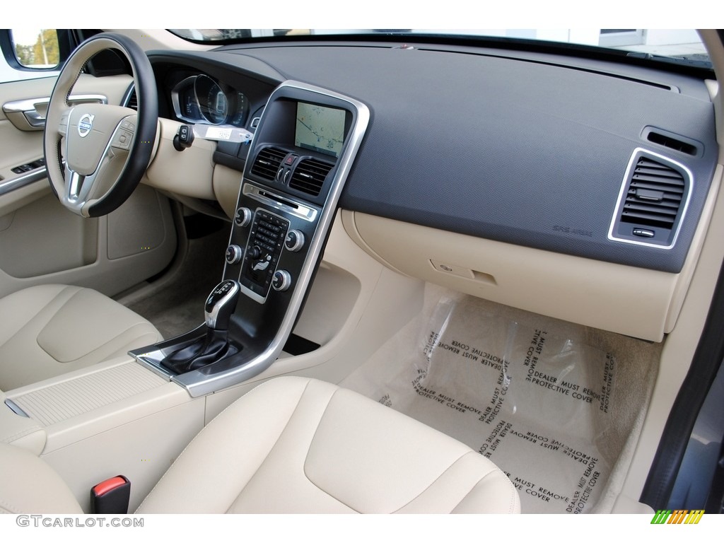 Beige Interior 2016 Volvo XC60 T5 Drive-E Photo #111812078