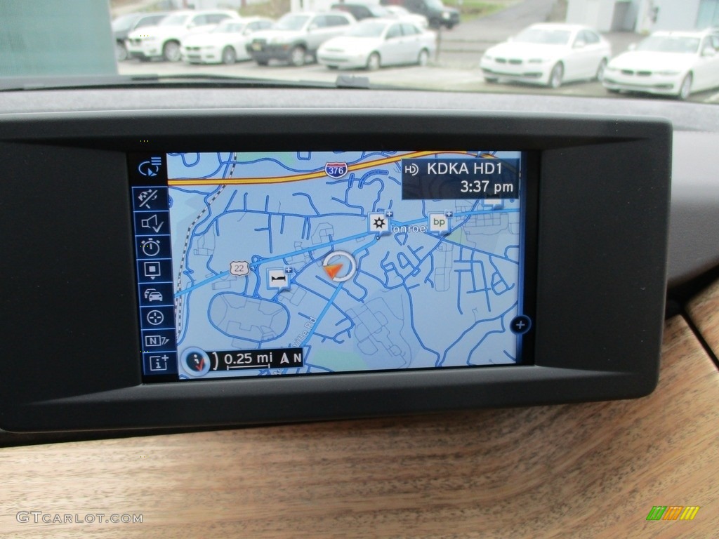 2016 BMW i3 with Range Extender Navigation Photos