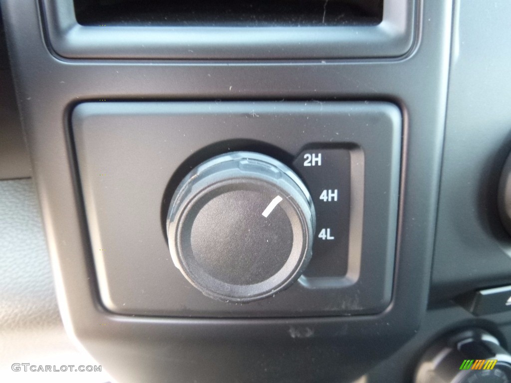 2016 F150 XL SuperCab 4x4 - Shadow Black / Medium Earth Gray photo #18