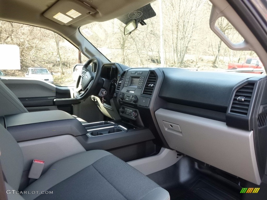 2016 F150 XL SuperCab 4x4 - Magnetic / Medium Earth Gray photo #2