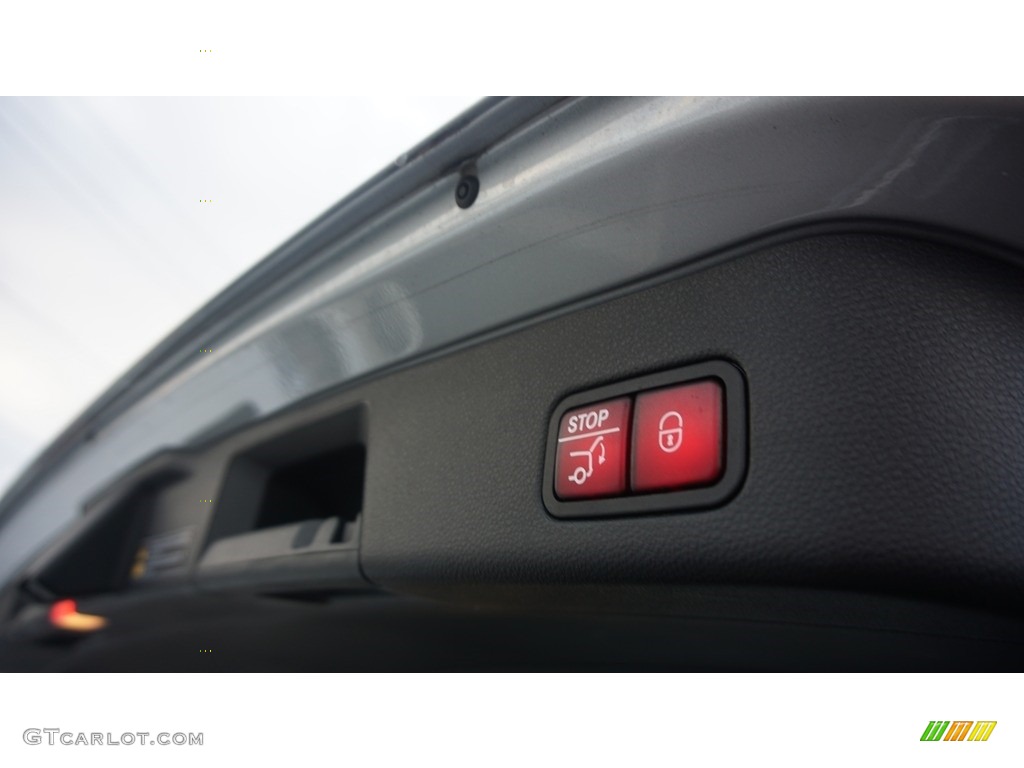 2013 ML 350 4Matic - Palladium Silver Metallic / Black photo #34