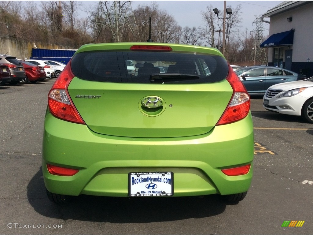2012 Accent GS 5 Door - Electrolyte Green / Black photo #5
