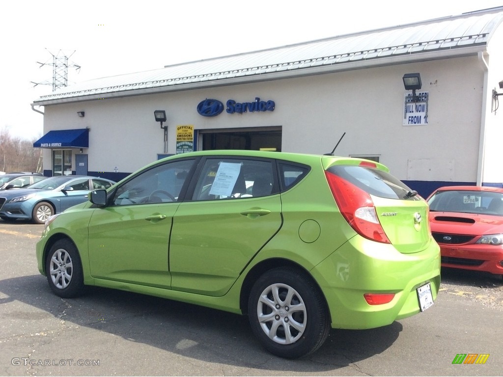 2012 Accent GS 5 Door - Electrolyte Green / Black photo #6
