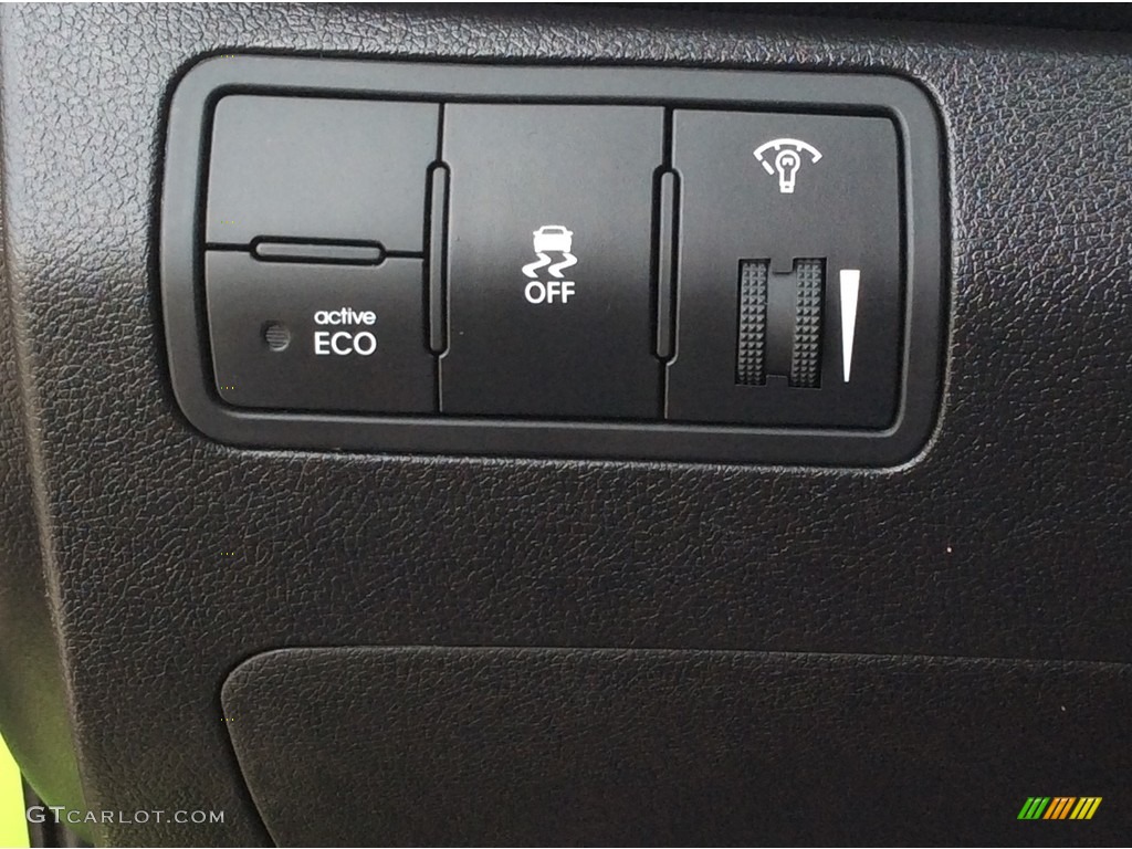 2012 Accent GS 5 Door - Electrolyte Green / Black photo #11