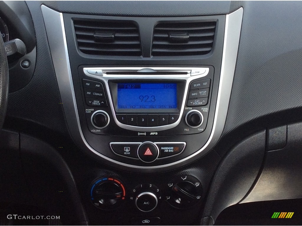 2012 Accent GS 5 Door - Electrolyte Green / Black photo #14