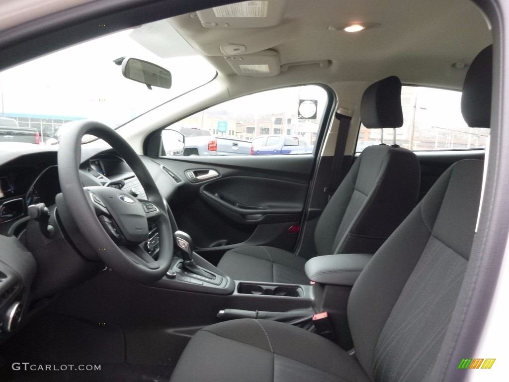 Charcoal Black Interior 2016 Ford Focus Se Sedan Photo
