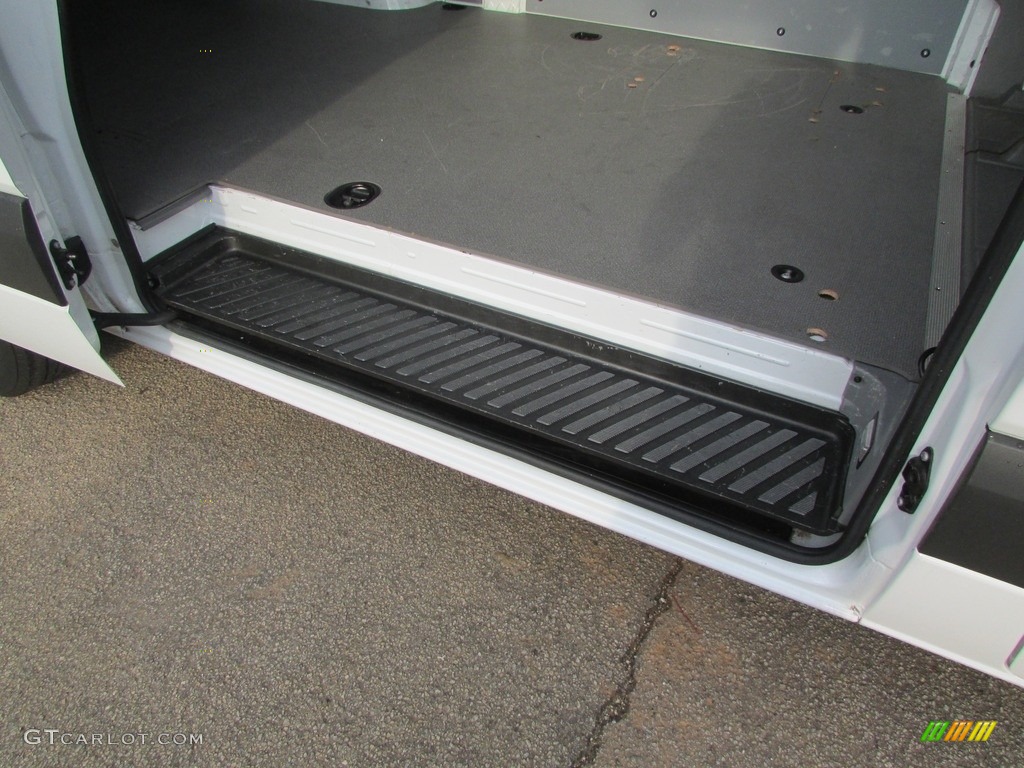 2012 Sprinter 2500 Cargo Van - Arctic White / Lima Black Fabric photo #11