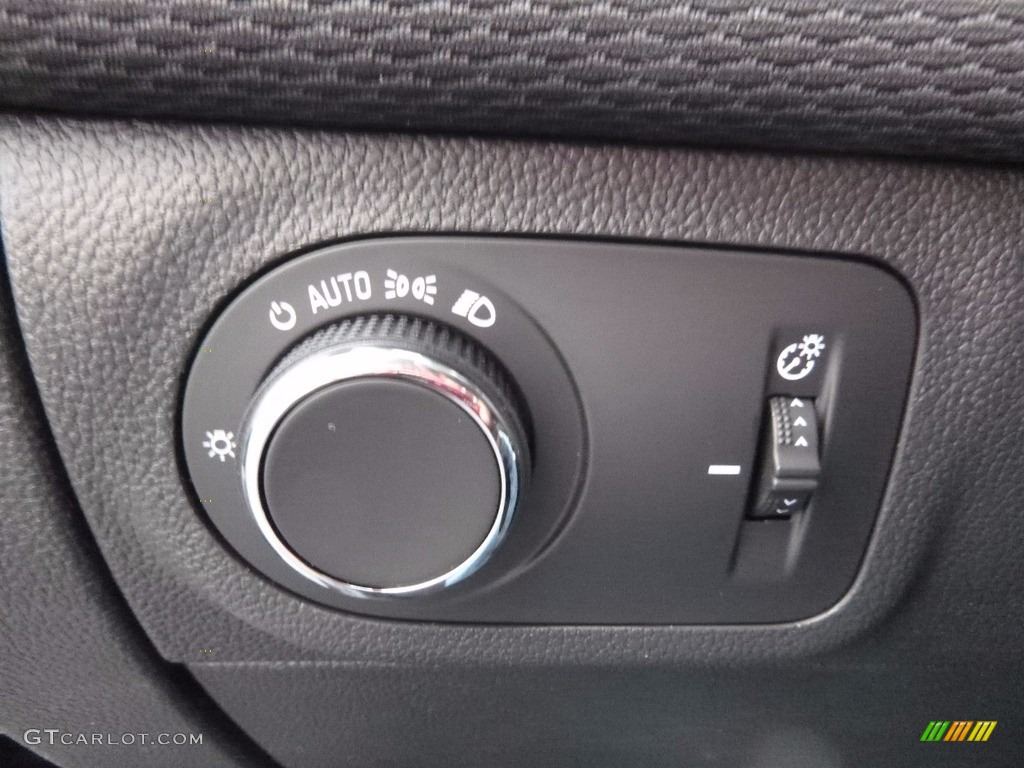 2016 Chevrolet Cruze LT Sedan Controls Photo #111839255