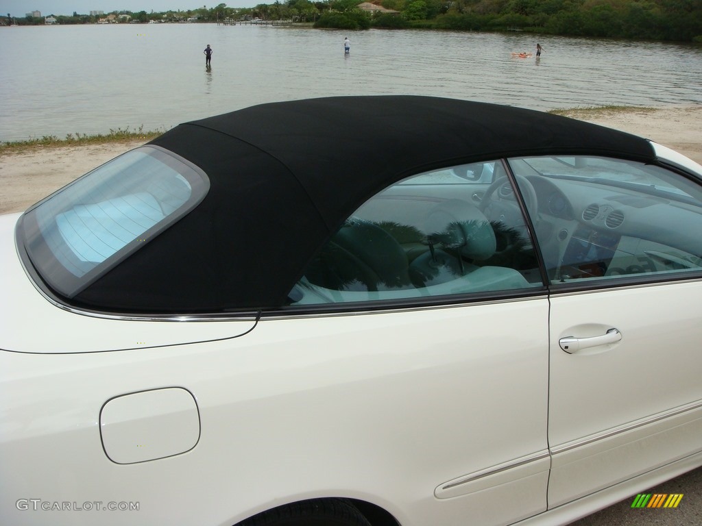 2005 CLK 500 Cabriolet - Alabaster White / Stone photo #29