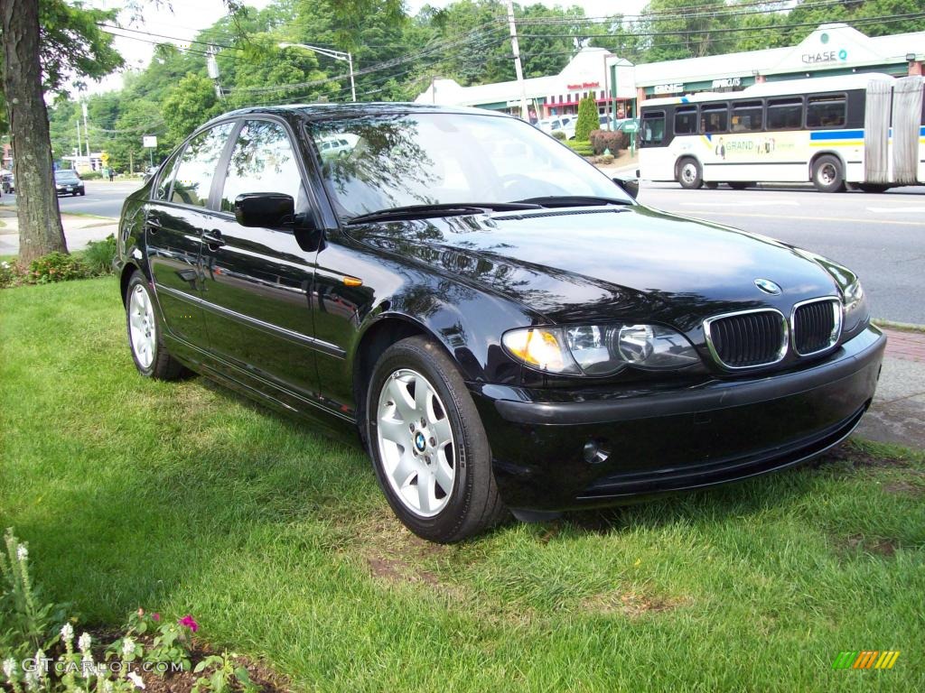 2004 3 Series 325i Sedan - Jet Black / Sand photo #4