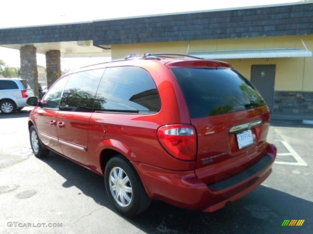 2007 Town & Country Touring - Inferno Red Crystal Pearl / Dark Khaki/Light Graystone photo #3