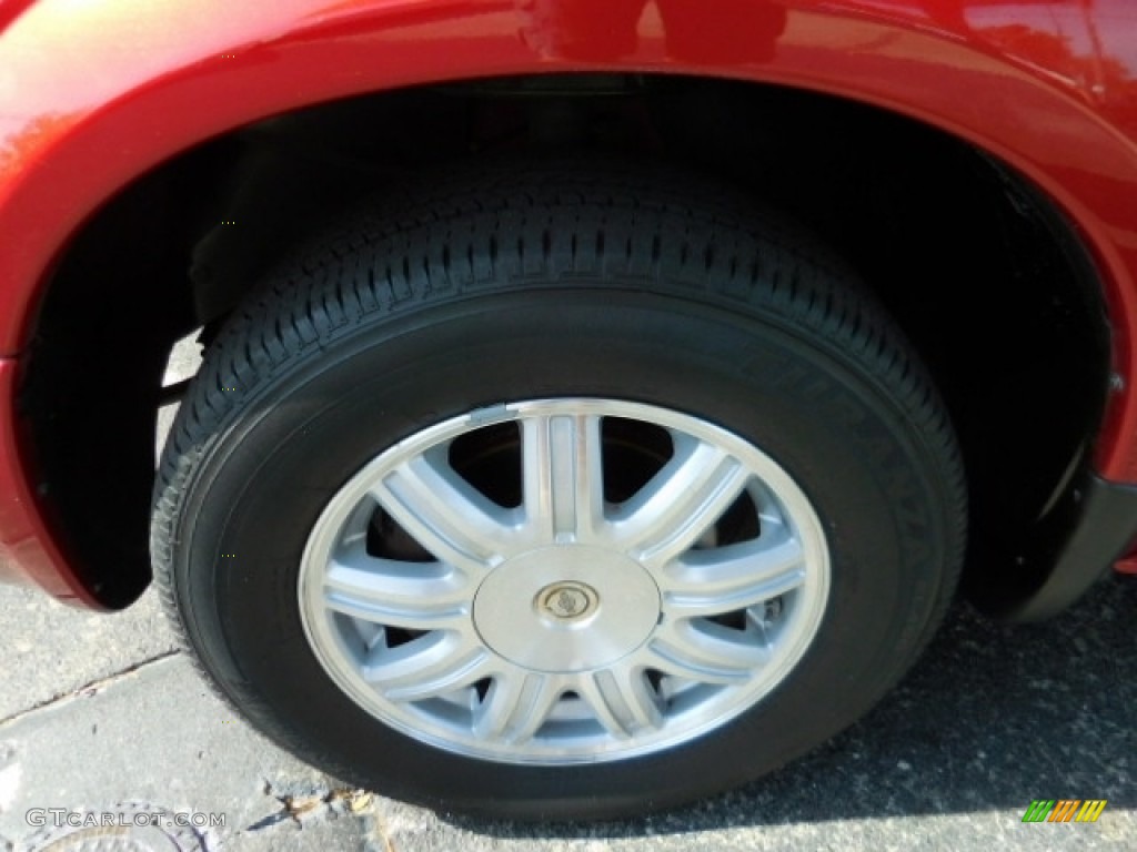 2007 Town & Country Touring - Inferno Red Crystal Pearl / Dark Khaki/Light Graystone photo #17