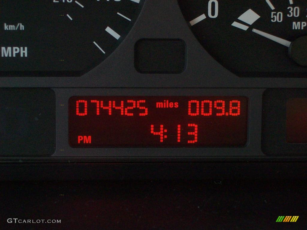 2004 3 Series 325i Sedan - Jet Black / Sand photo #17