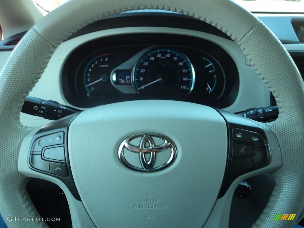 2011 Sienna XLE - South Pacific Blue Pearl / Light Gray photo #14