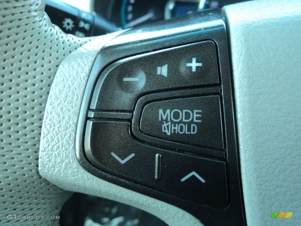 2011 Sienna XLE - South Pacific Blue Pearl / Light Gray photo #17