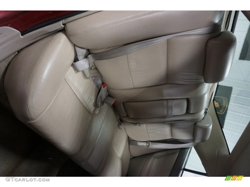 2004 Camry LE - Salsa Red Pearl / Stone photo #20