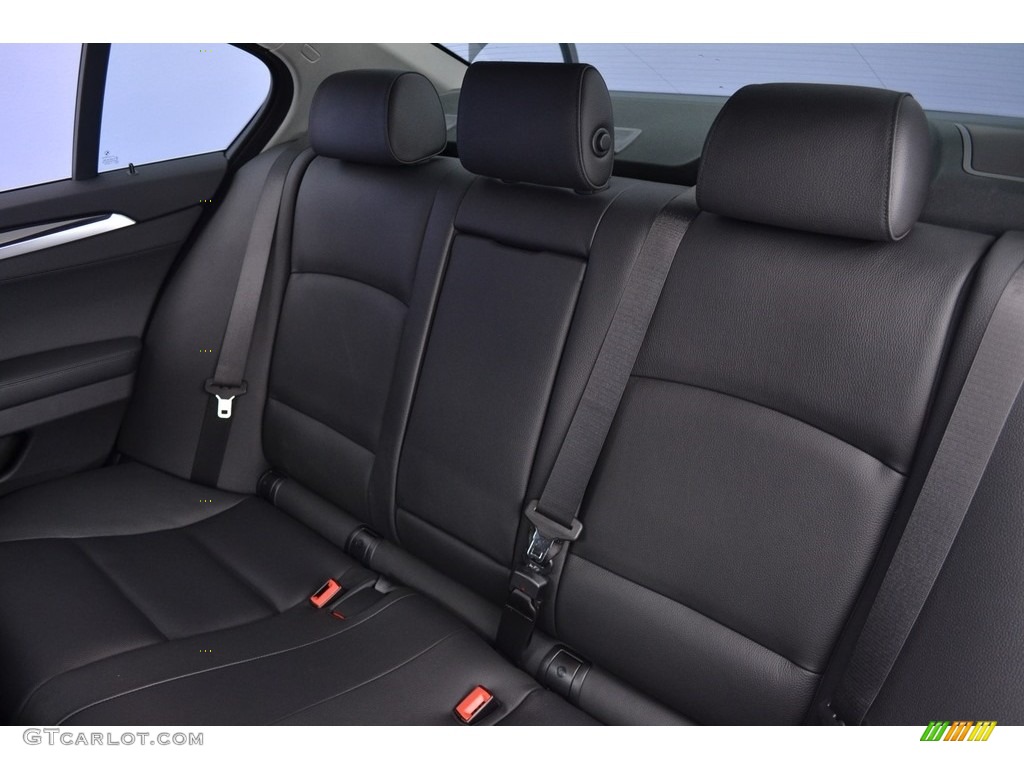 2016 5 Series 528i Sedan - Dark Graphite Metallic / Black photo #8