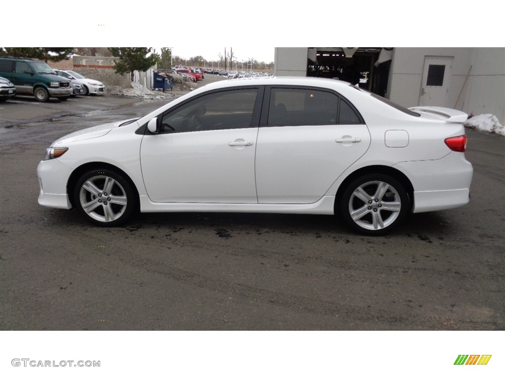 2013 Corolla S - Super White / Dark Charcoal photo #4