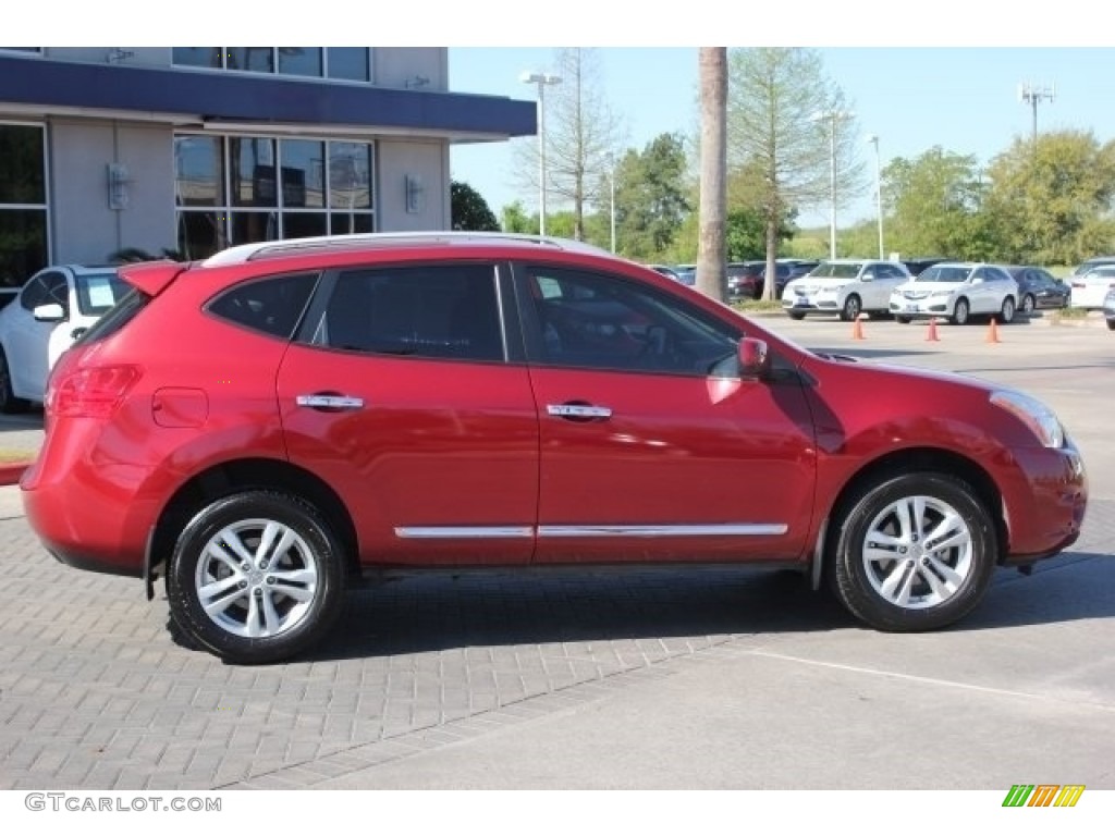 2012 Rogue SV - Cayenne Red / Black photo #4