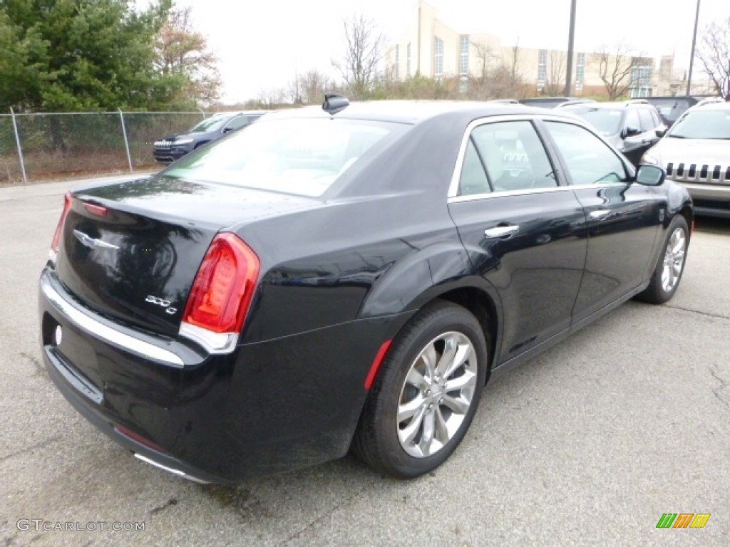2015 300 C AWD - Phantom Black Tri-Coat Pearl / Black/Linen photo #7