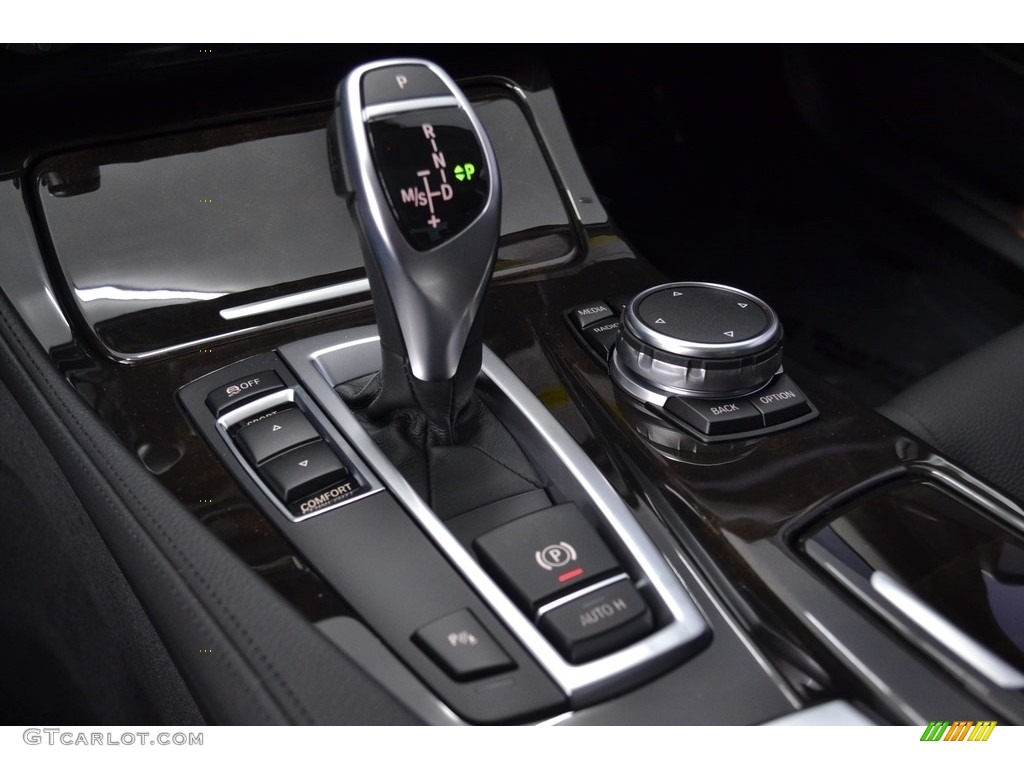 2016 5 Series 528i Sedan - Dark Graphite Metallic / Black photo #12