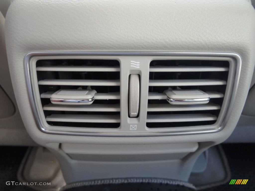 2015 Q50 Hybrid Premium - Hagane Blue / Stone photo #44