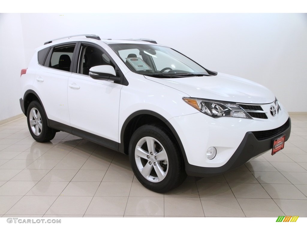 2013 RAV4 XLE AWD - Super White / Black photo #1