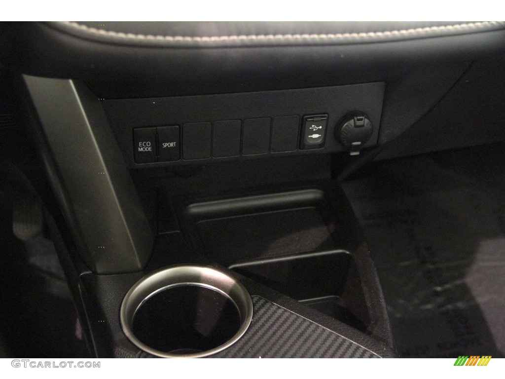 2013 RAV4 XLE AWD - Super White / Black photo #11