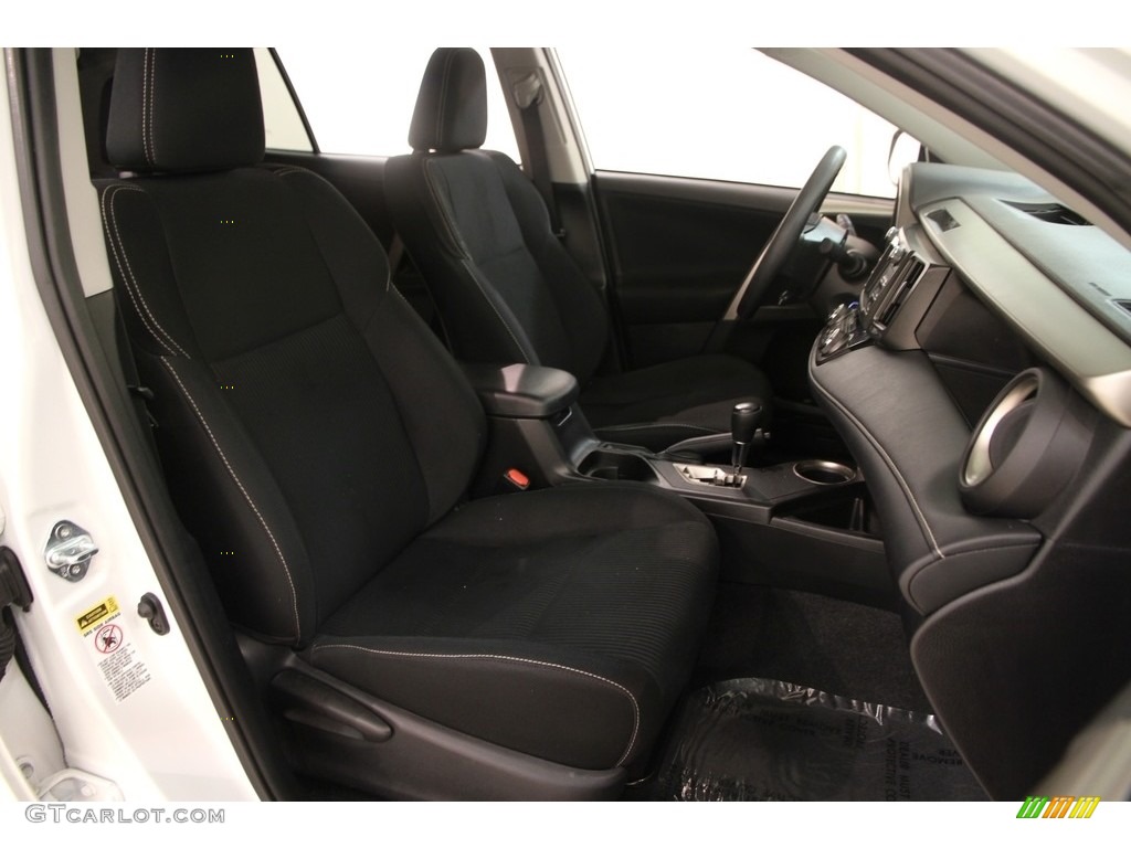 2013 RAV4 XLE AWD - Super White / Black photo #13