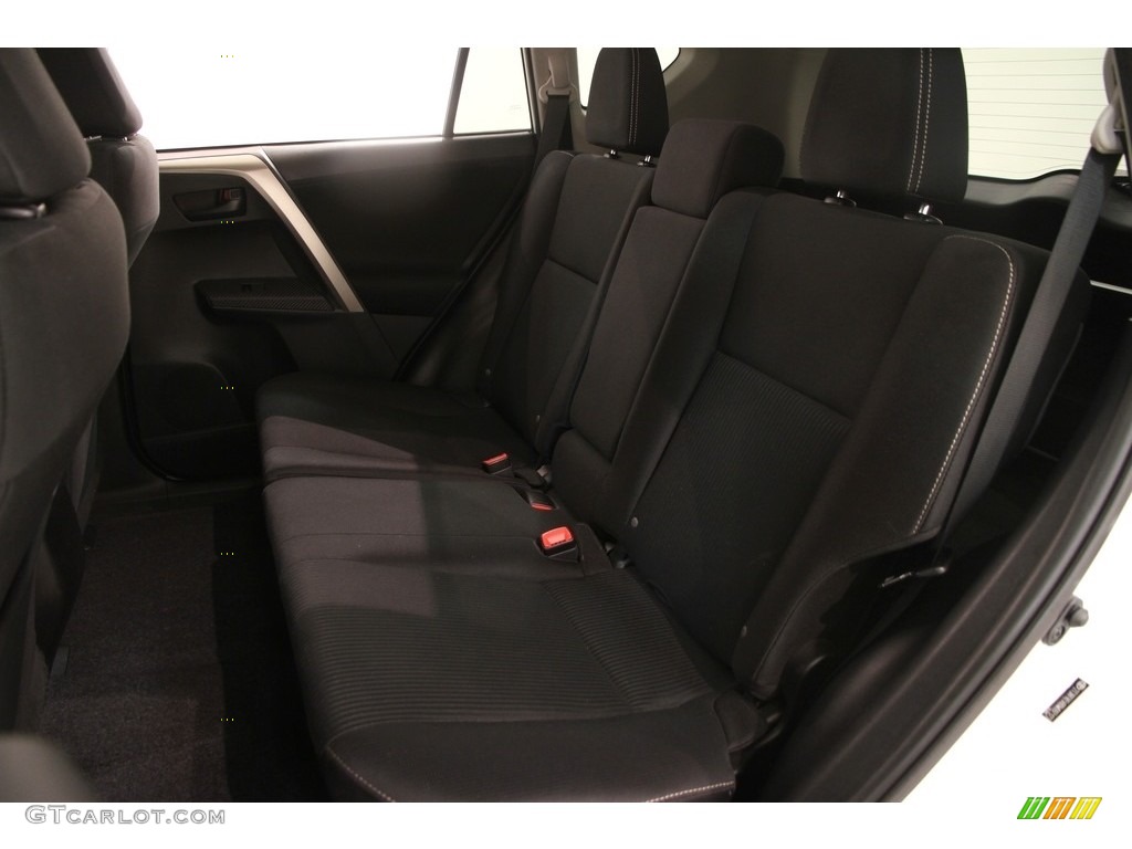 2013 RAV4 XLE AWD - Super White / Black photo #15