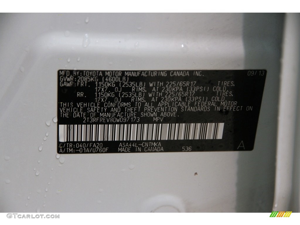 2013 RAV4 XLE AWD - Super White / Black photo #18