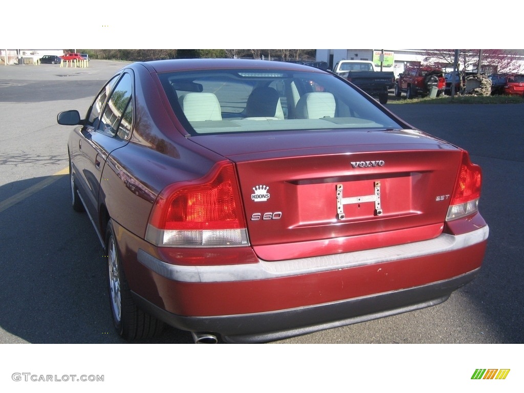 2004 S60 2.5T - Ruby Red Metallic / Beige/Light Sand photo #4