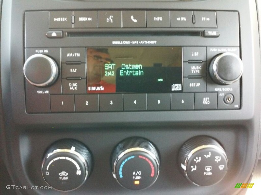 2016 Patriot Sport - Black / Light Pebble Beige/Dark Slate Gray photo #14