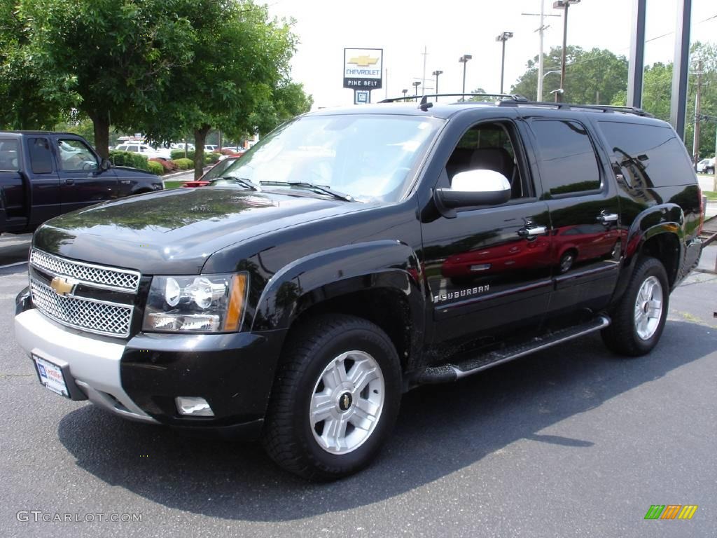 2007 Suburban 1500 Z71 4x4 - Black / Ebony photo #1