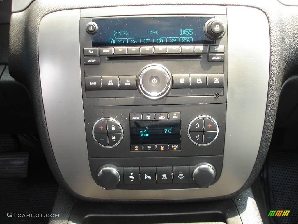 2007 Suburban 1500 Z71 4x4 - Black / Ebony photo #13