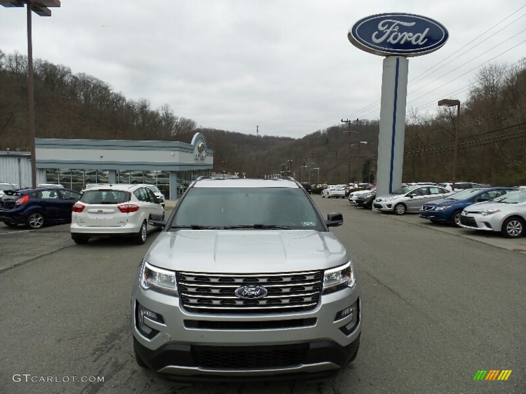 2016 Explorer XLT 4WD - Ingot Silver Metallic / Ebony Black photo #3